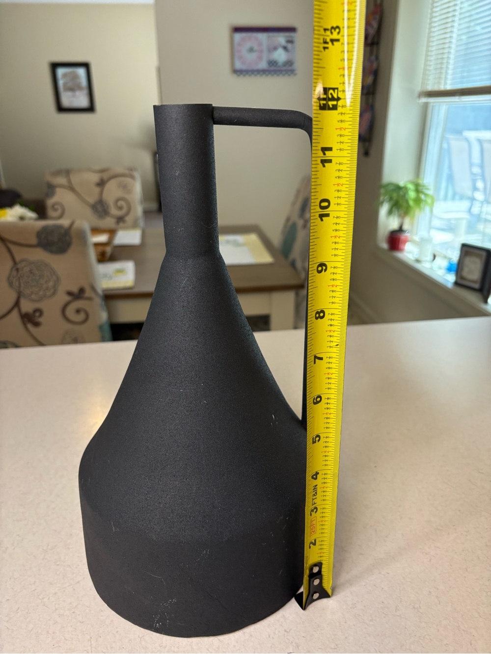 Matte Black Textured Vintage Medal Vase - Picture 6 of 6